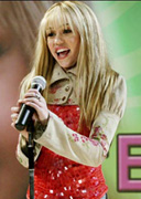 Cante com Hannah Montana no novo DVD Karaokê da Tectoy