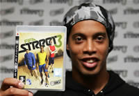 Ronaldinho lança Fifa Street3